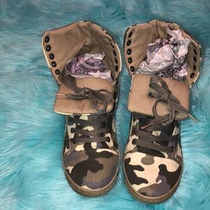 army fatigue shoes
